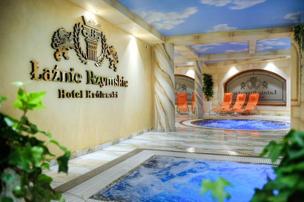 Hotel Krolewski Janów Lubelski Eksteriør billede