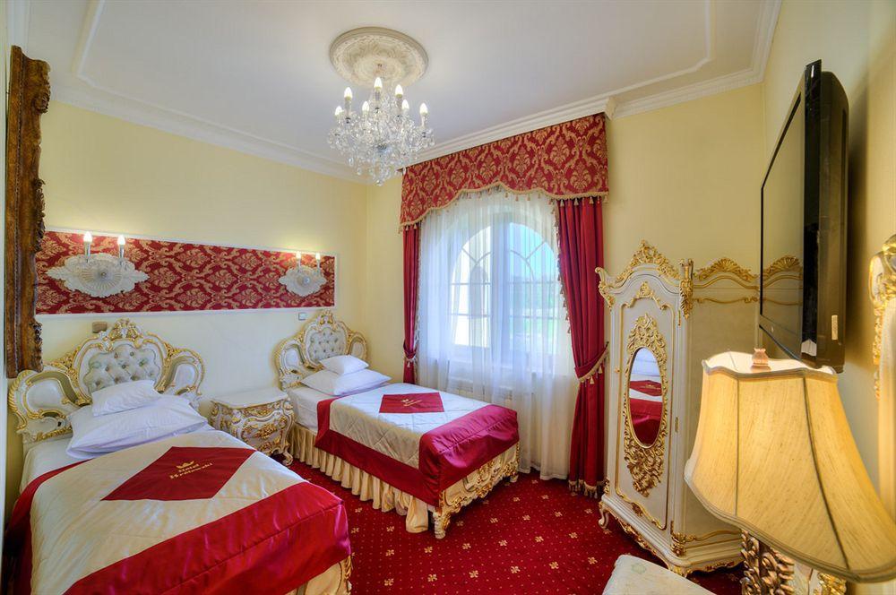 Hotel Krolewski Janów Lubelski Eksteriør billede