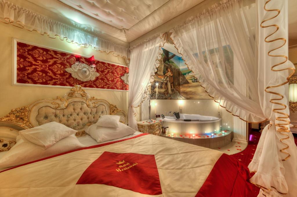 Hotel Krolewski Janów Lubelski Værelse billede
