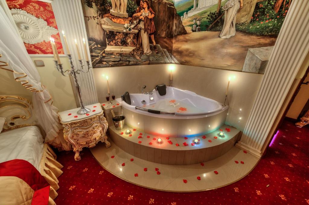 Hotel Krolewski Janów Lubelski Værelse billede