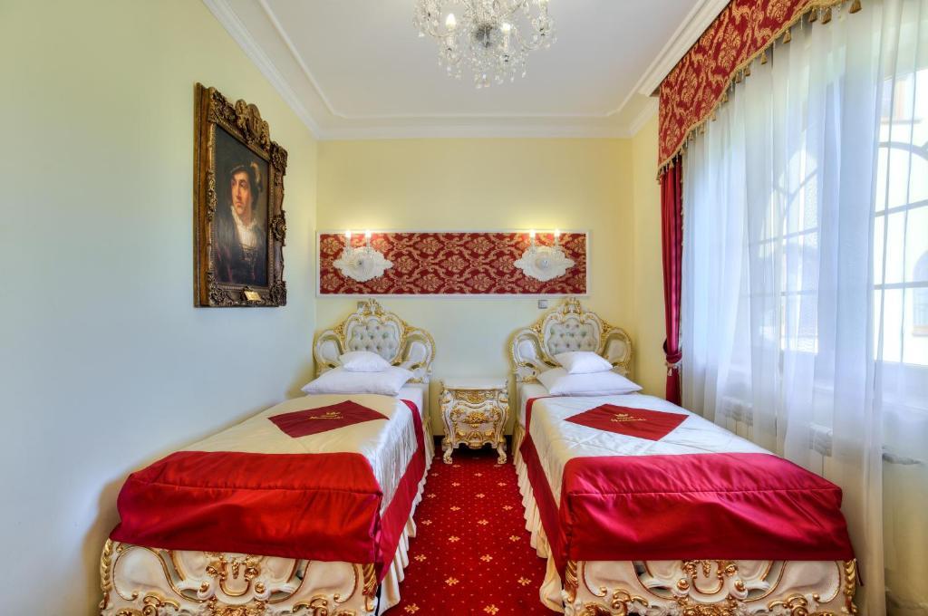 Hotel Krolewski Janów Lubelski Værelse billede