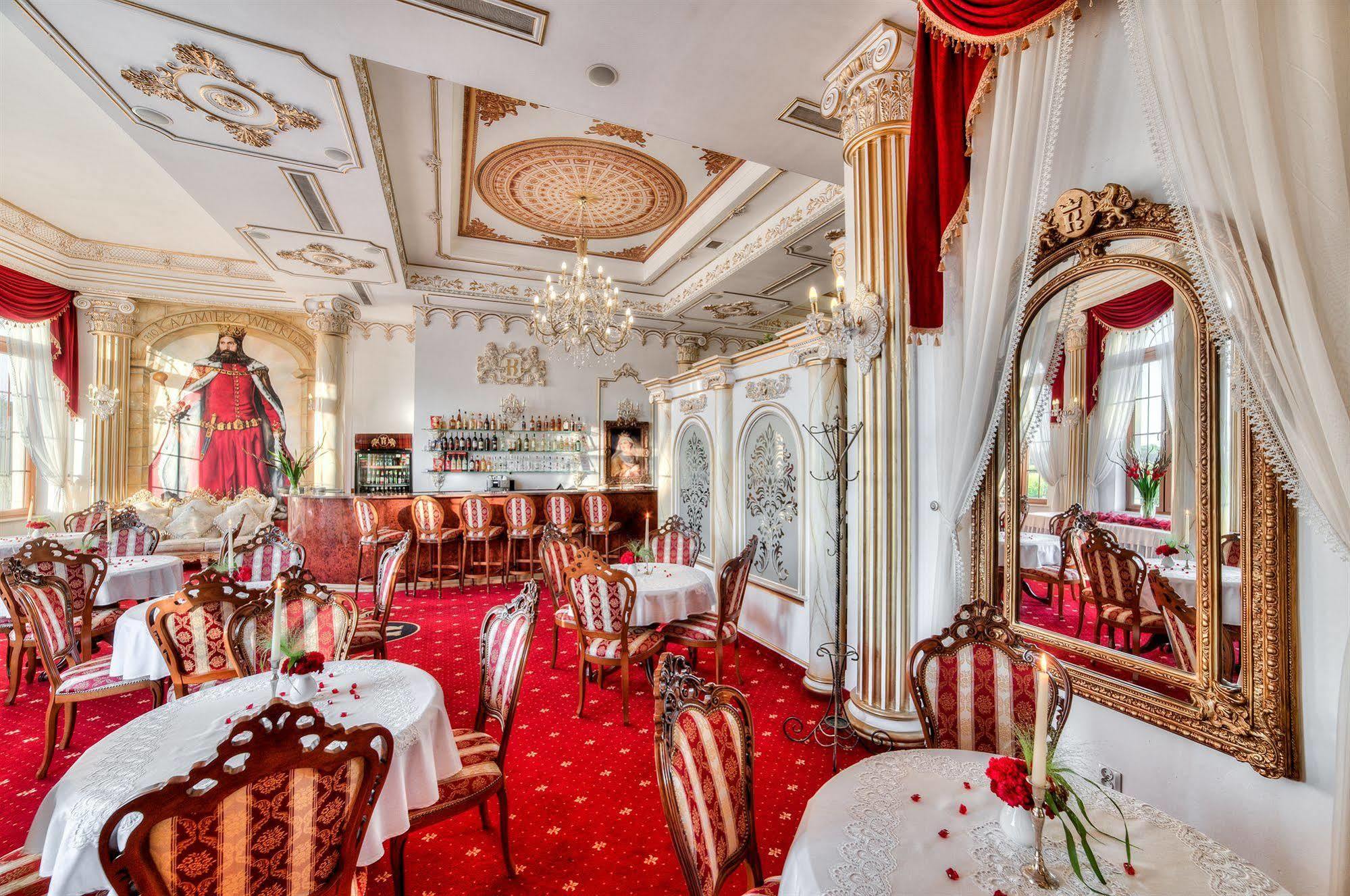 Hotel Krolewski Janów Lubelski Eksteriør billede