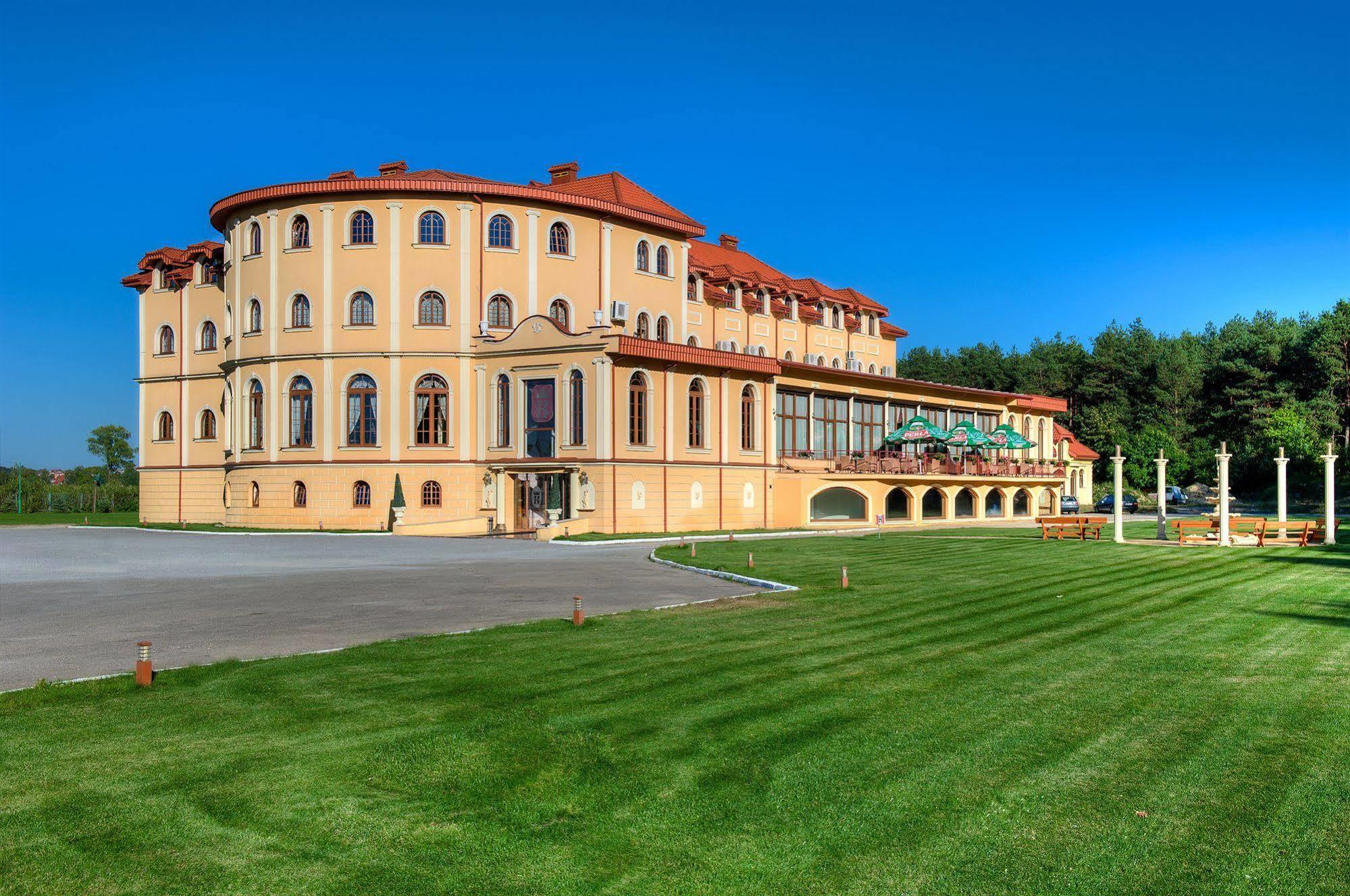 Hotel Krolewski Janów Lubelski Eksteriør billede